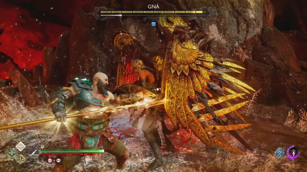 Kratos cầm ngọn giáo Draupnir Spear đâm liên tiếp và găm hàng loạt mũi giáo phát sáng lên đôi cánh vàng của nữ hoàng Gná