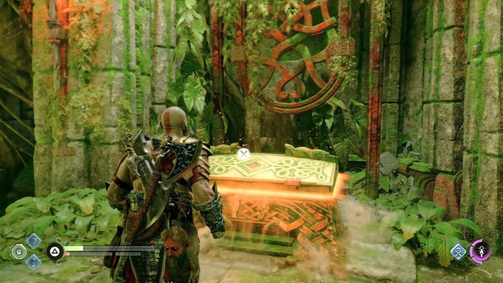 Thu thập Jewel và Enchantment từ rương Legendary Chest.